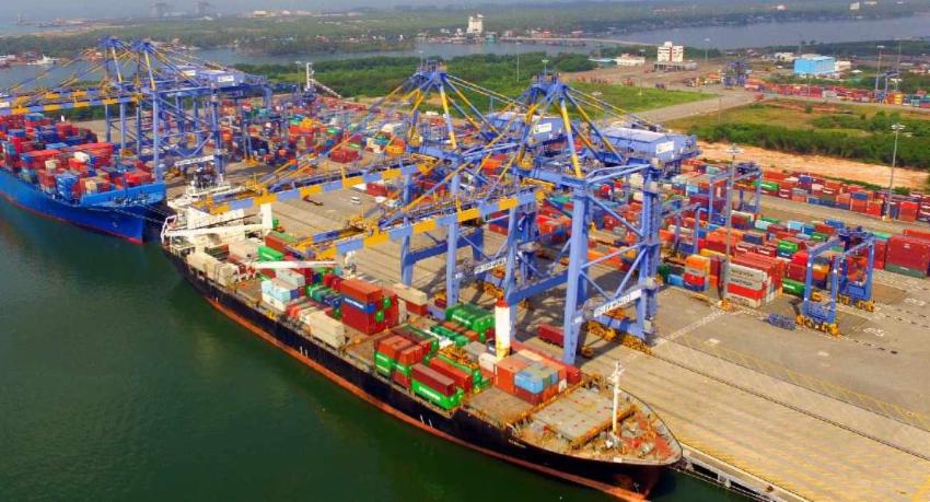 IRIS lavan ඉරාන යුද නෞකාව කොචින් වරායට